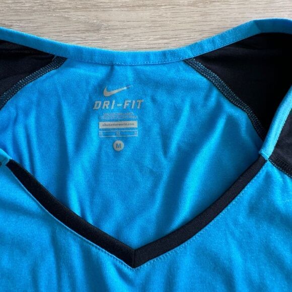 Nike Dri-Fit V-Neck Short Sleeve Tee Shirt Turquoise/Black M NWT - Picture 6 of 9